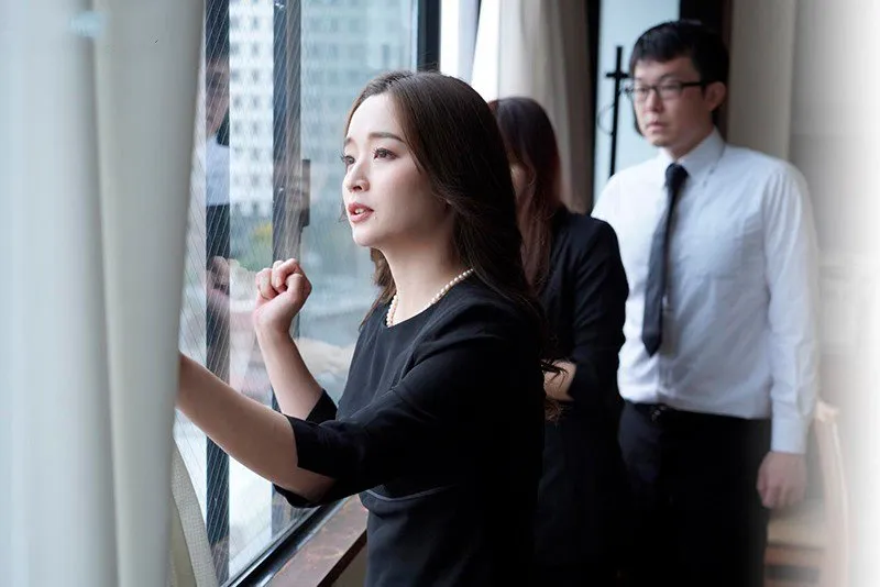 Anh xã mất 3 năm, má kế trẻ tìm đến con ông chồng giải tỏa thiếu thốn